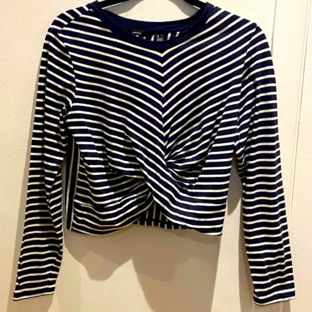 🍭2/$25🌟Never worn cover long sleeve crop top Vero Moda